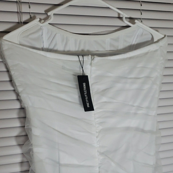 PrettyLittleThing White Ruched Strapless Sheath Dress - Picture 13 of 16